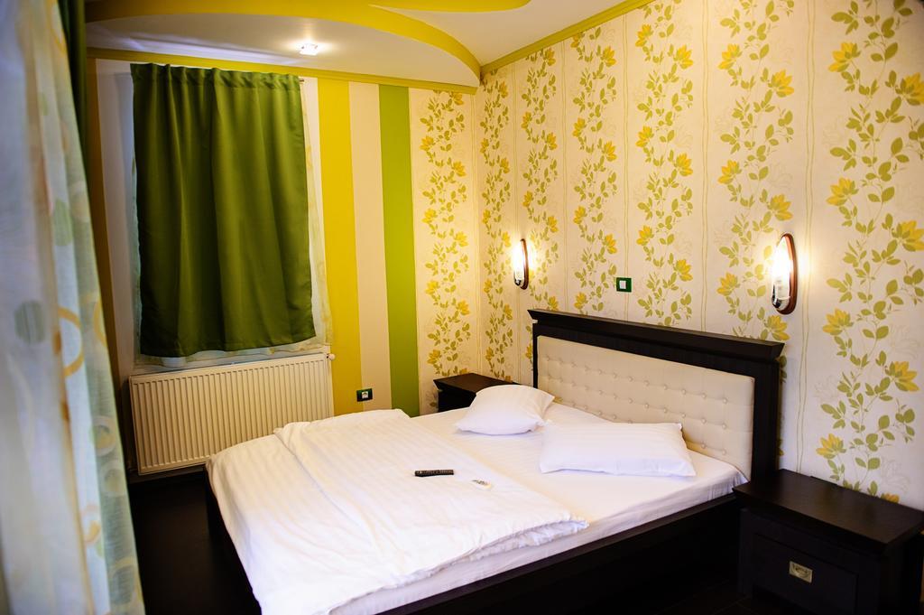Vila Hd Hunedoara Chambre photo