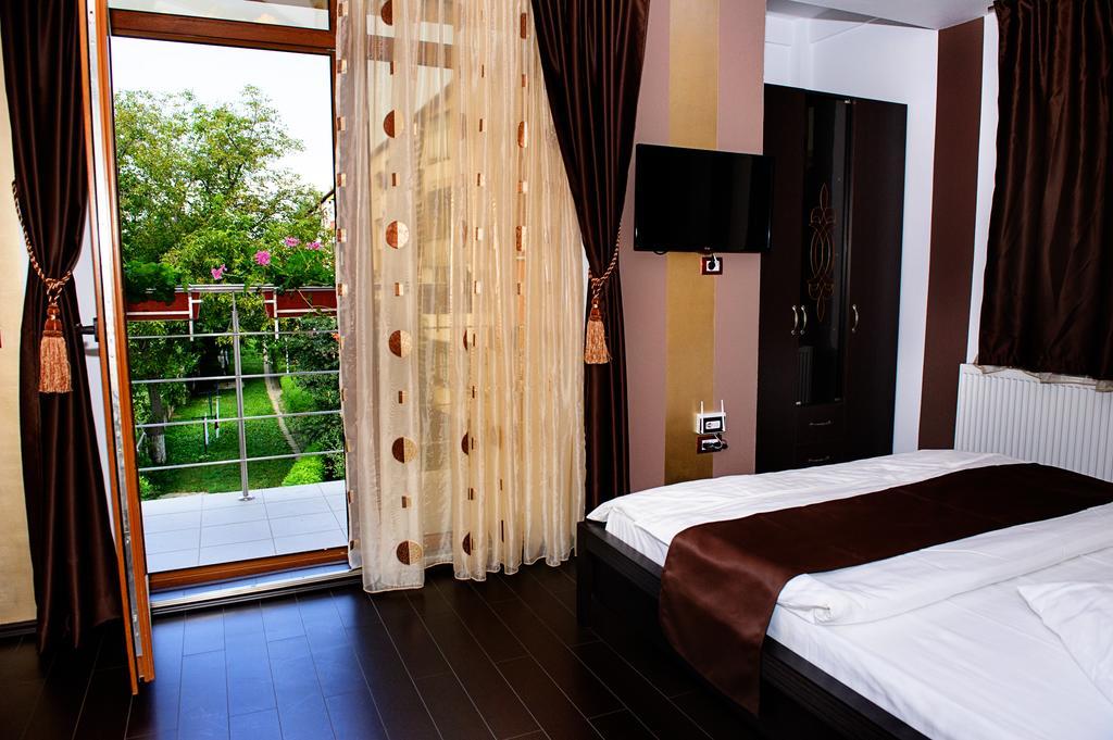 Vila Hd Hunedoara Chambre photo