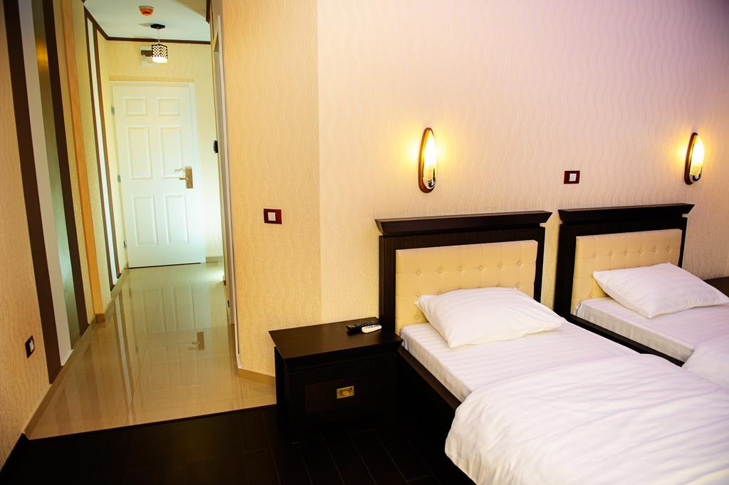 Vila Hd Hunedoara Chambre photo